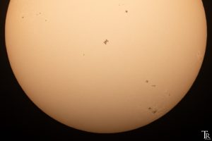 Mehr über den Artikel erfahren ISS vor Sonne fotografieren